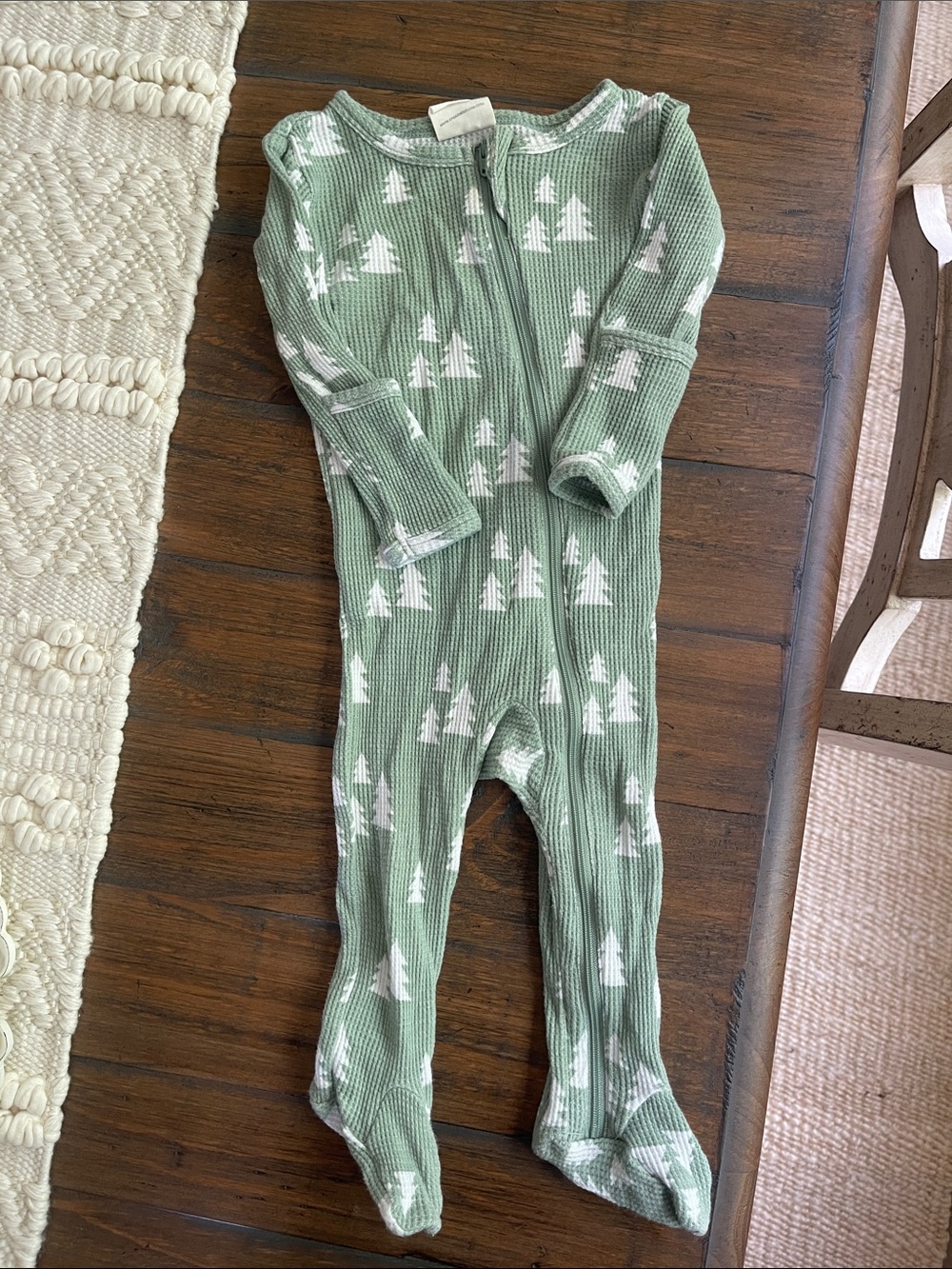 Spearmint Love - Green Tree-Print Footed One-Piece Pajama
